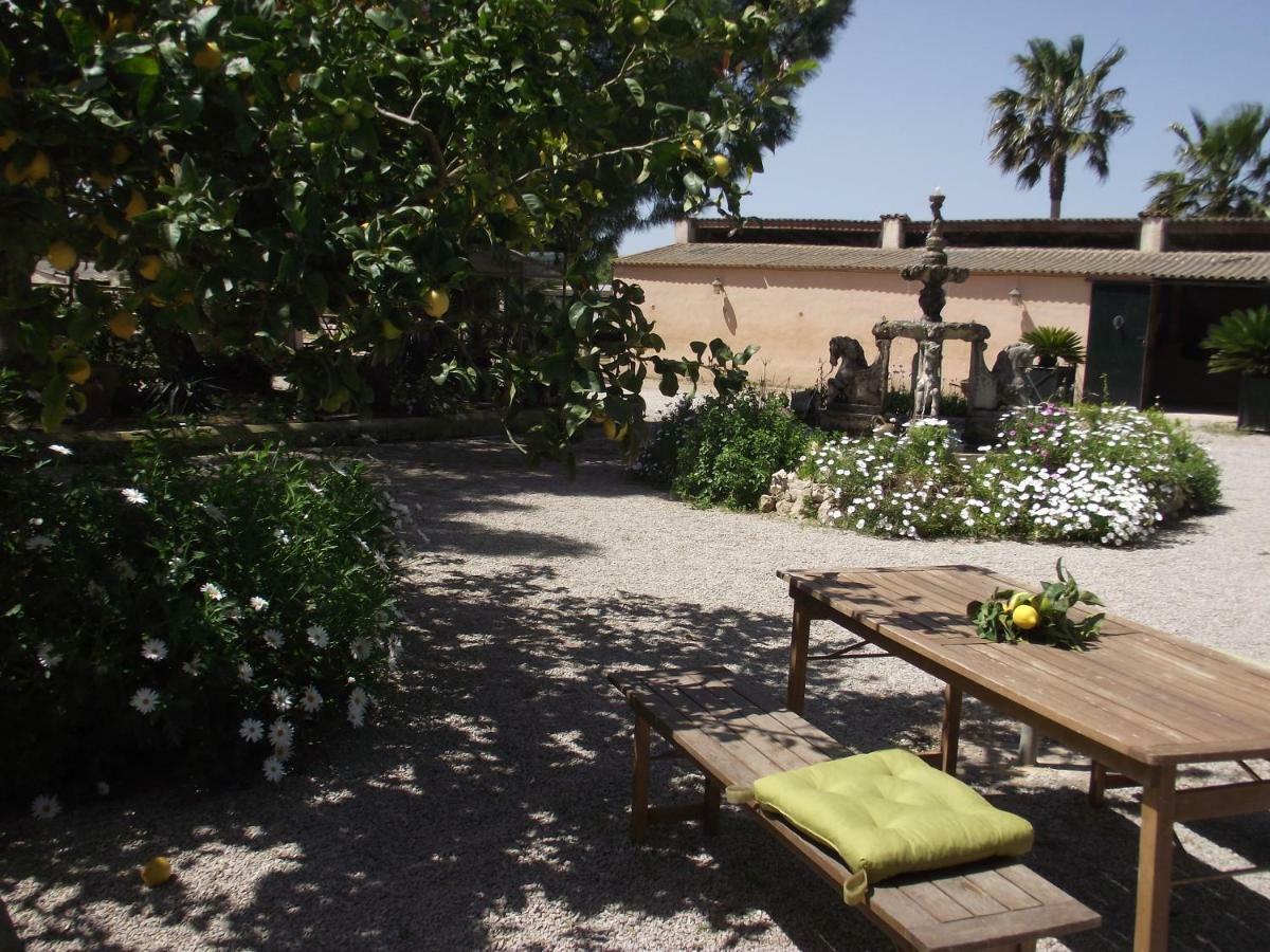 Finca Caballo Blanco Hotel Montuiri  Екстериор снимка